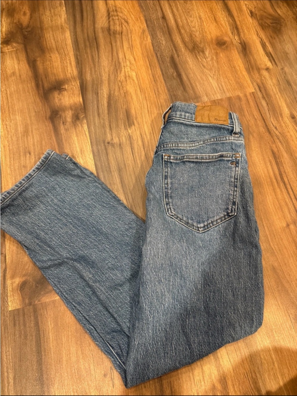 Madewell Women’s Straight Leg High-Rise Jeans